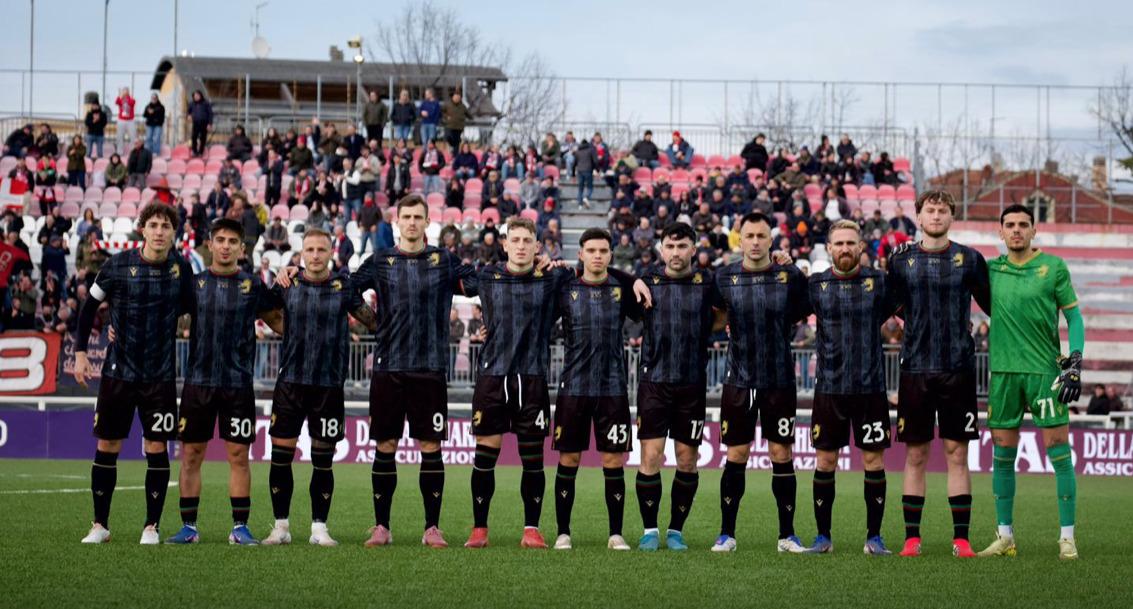 TERNANA, LA SCONFITTA DI PESARO METTE A NUDO GLI ATTUALI PROBLEMI 