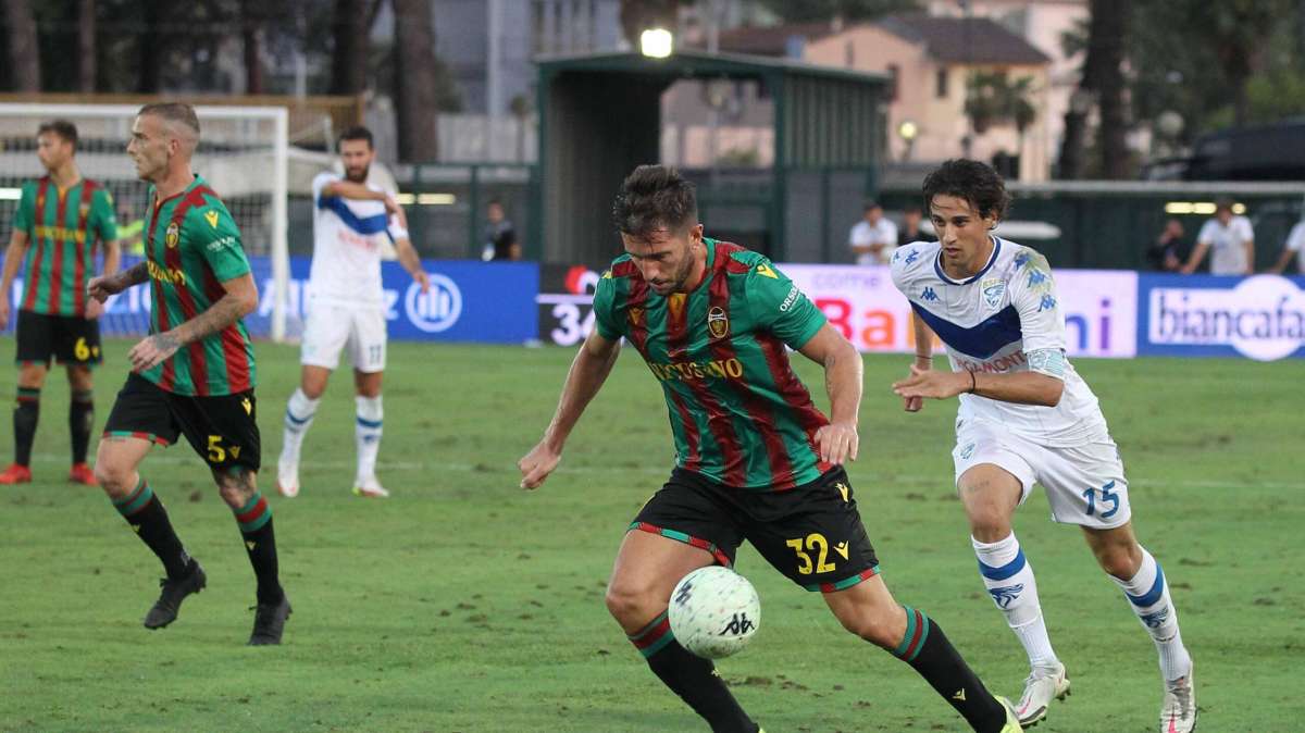 STEFANO PETTINARI, i 2 gol realizzati non sono bastati per portare a casa una vittoria