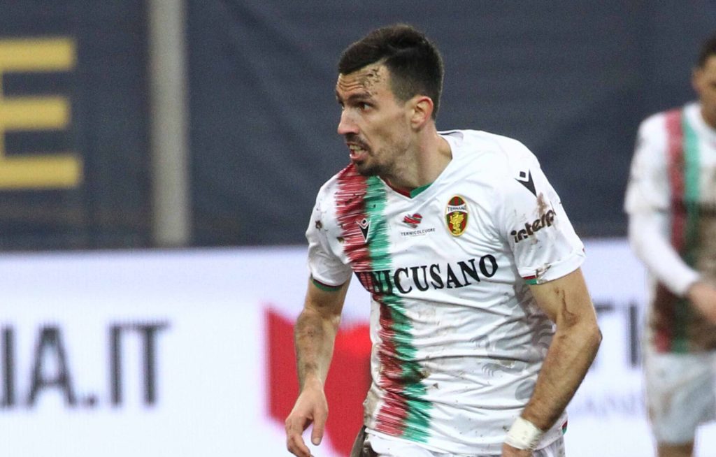TERNANA, VÌOLA LO ZACCHERIA TRA I CONSENSI GENERALI