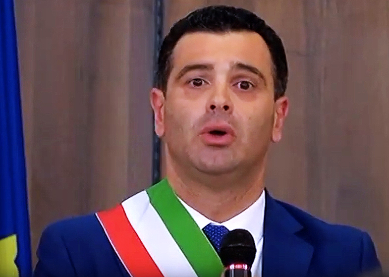 Il Sindaco di Avellino ci spiega il perché la Ternana è davanti a tutti…