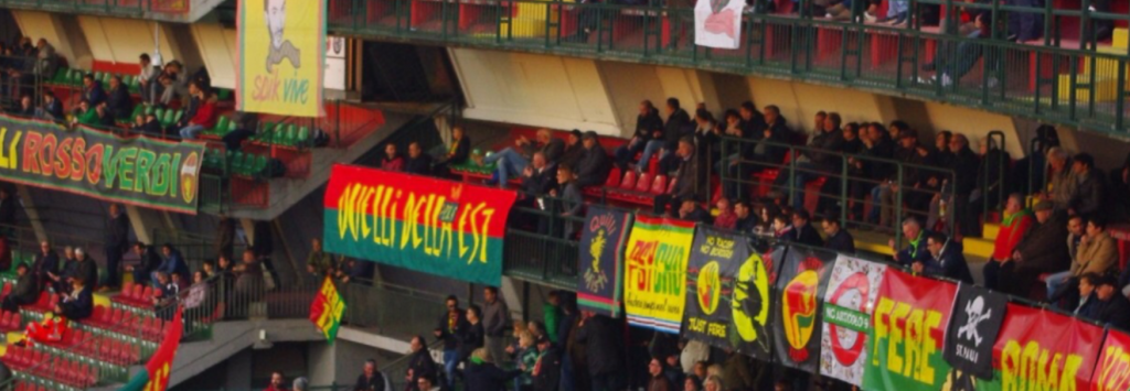 TIFO ORGANIZZATO ROSSOVERDE, ALTRA INIZIATIVA PER IL SI’ AL PROGETTO STADIO-CLINICA