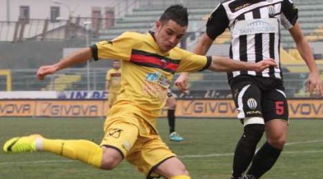 Ternana, Agazzi o Scaglia, chi dei due arriverà per primo in rossoverde?