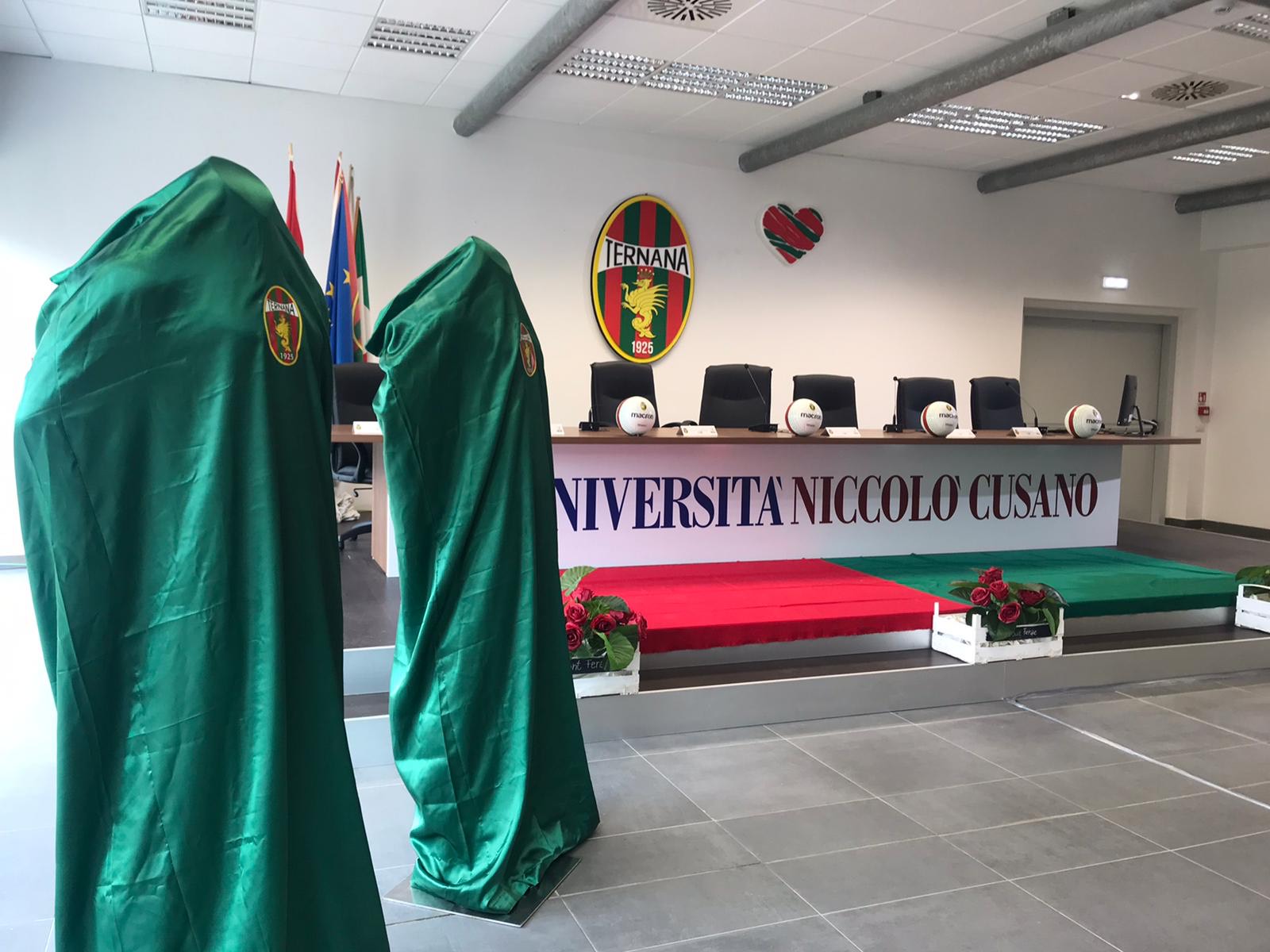 TERNANA, E’ IL GIORNO DELLE MAGLIE