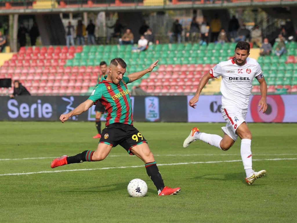 Cosenza-Ternana, le ultime in casa rossoverde