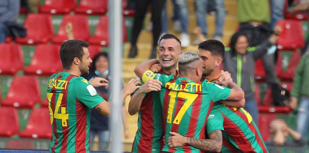 Ternana, Capone non ce la fa e resta a Terni