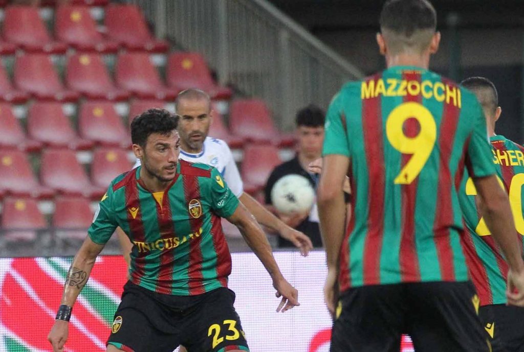 Ternana, se parte Ghiringhelli cercasi soluzione a destra