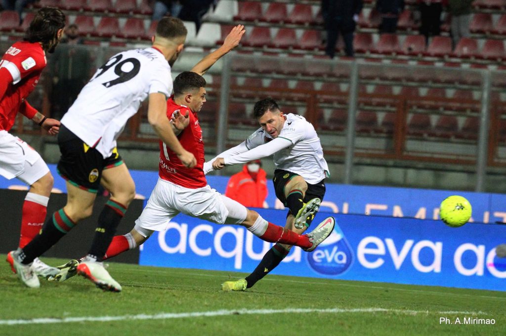 Ternana-Reggina, data ed orario del match del Liberati