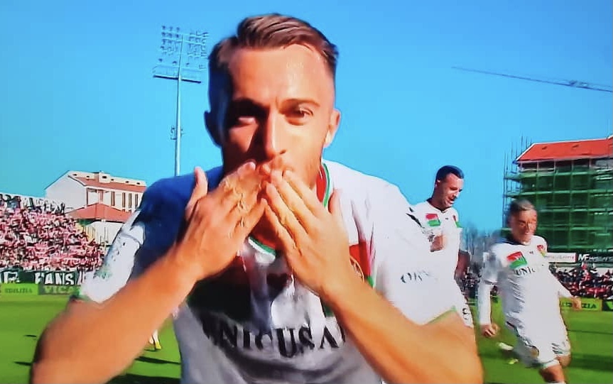 Ufficiale, Donnarumma prolunga