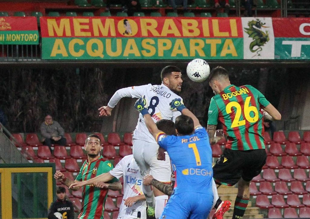 Ternana, anche Bogdan si è allenato con i suoi vecchi compagni