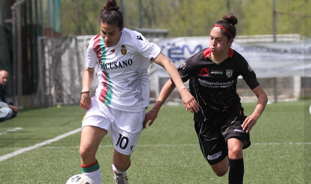 Ternana femminile in campo al Liberati