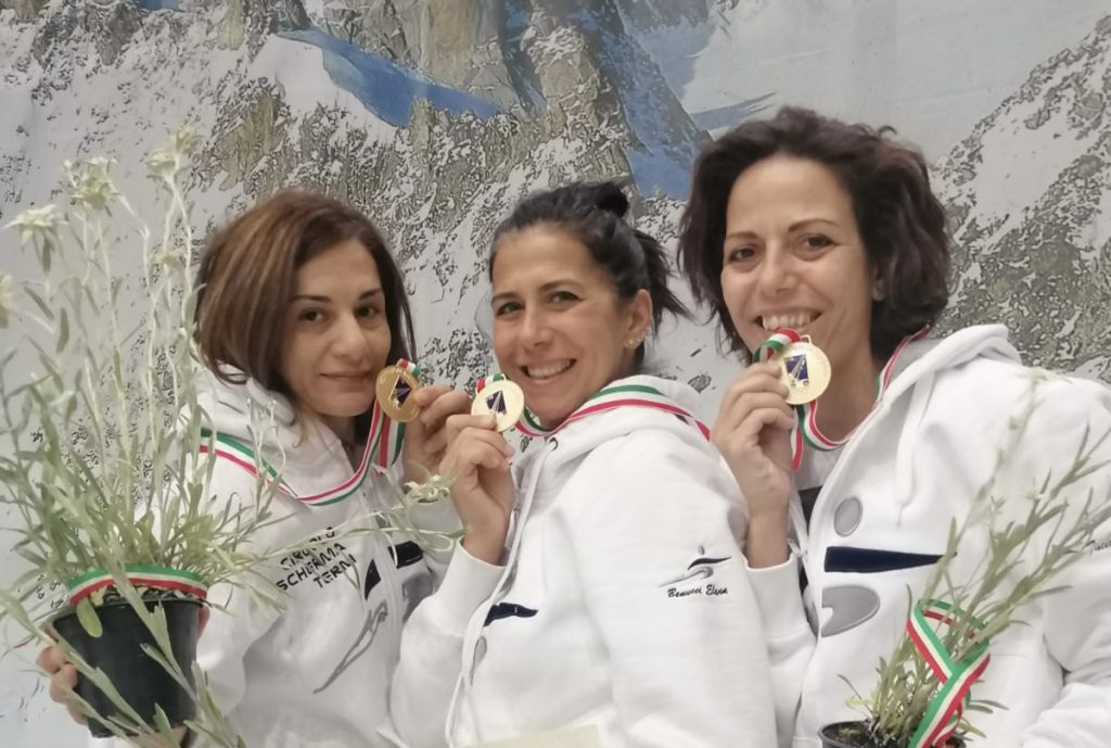 Tricolori Master, il Circolo della scherma fa il pieno di medaglia con le ragazze