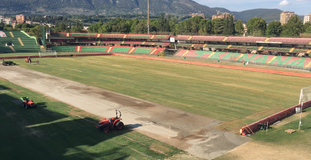 Stadio Liberati, ultimi lavori per la posa in opera del manto erboso-Video