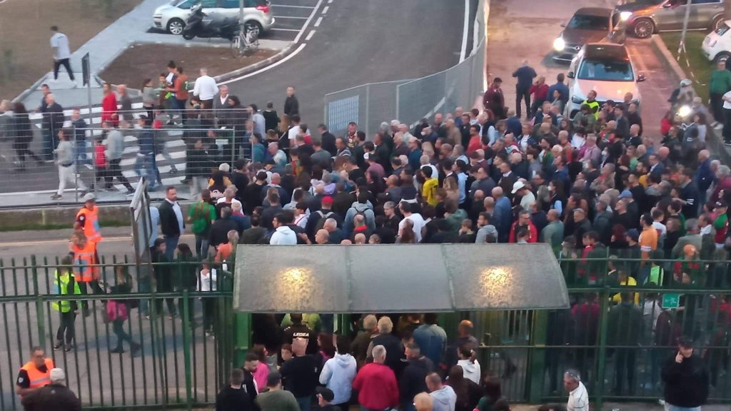 Tifosi Genoa… Così non va!!