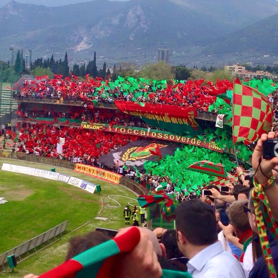 CURVA NORD: ” La Ternana si ama, non si discute”