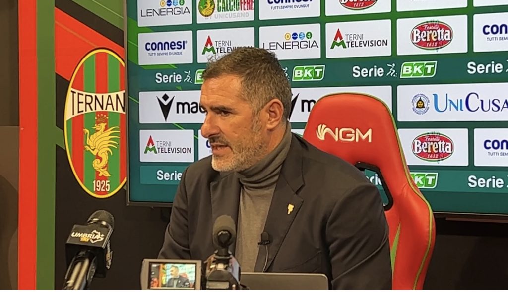Lucarelli: ” Semo nati pe’ tribolà” VIDEO