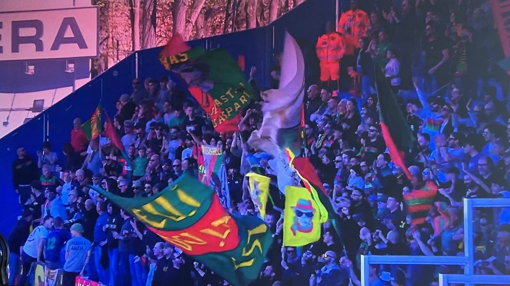 Fere, perché guardare indietro e perché guardare avanti-video