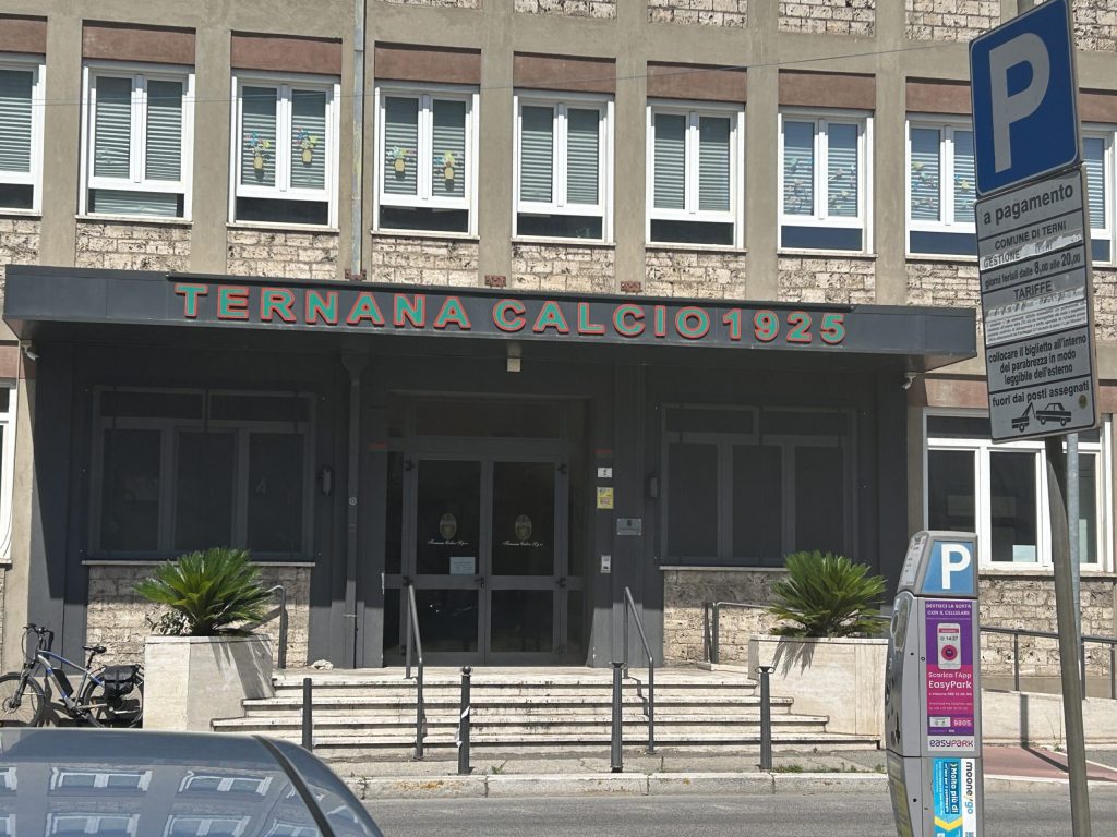 Ternana, Ferrero in sede! Il VIDEO
