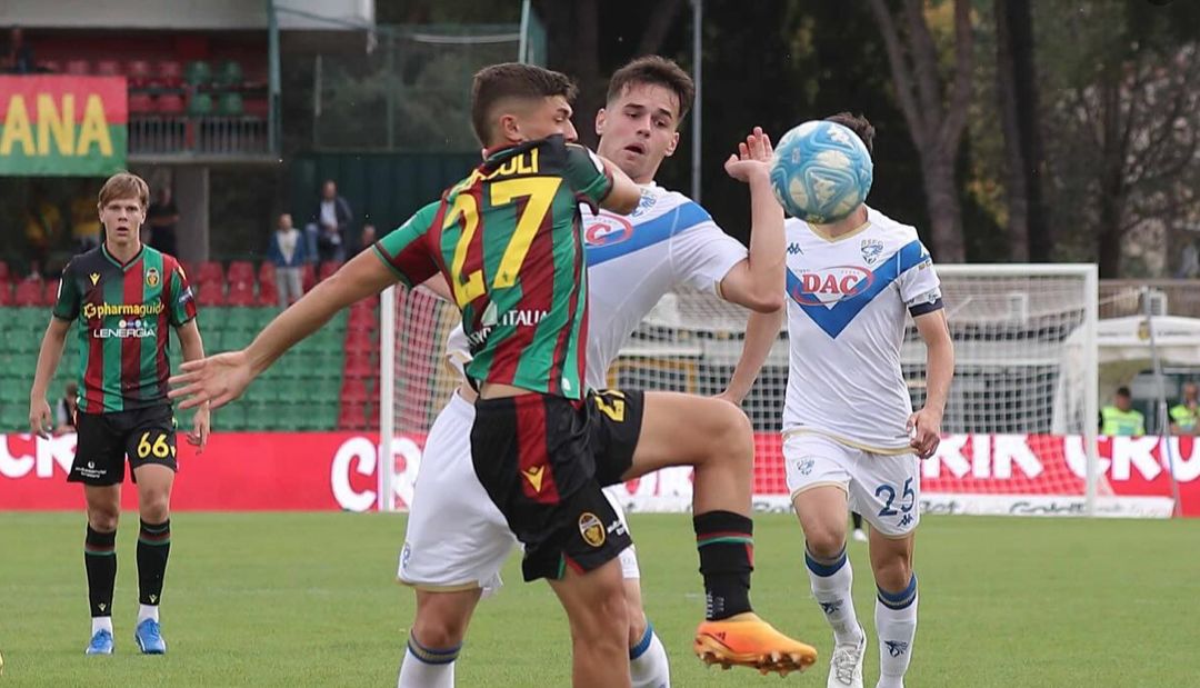 Favasuli in prestito al Bari