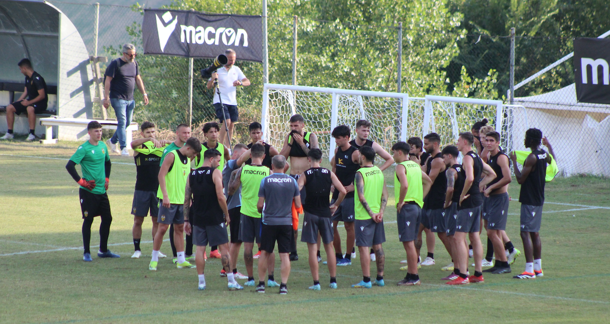 Ternana, oggi a porte chiuse