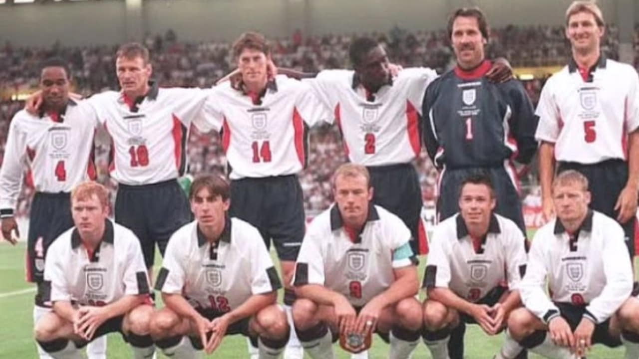 La Nazionale inglese negli anni '90 - Foto Instagram - Ternanatime.com