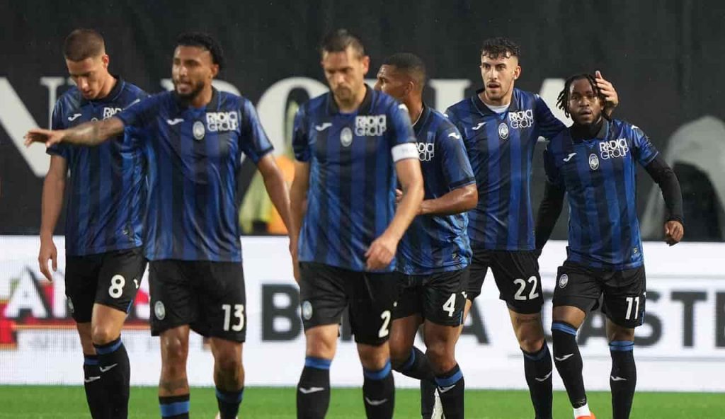 Serie A, comunicato ufficiale: Atalanta fuori dalle prime 4 d’ufficio | C’è anche la retrocessione
