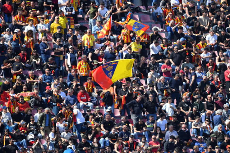 I tifosi del Lecce - Foto Lapresse - Ternanatime.com