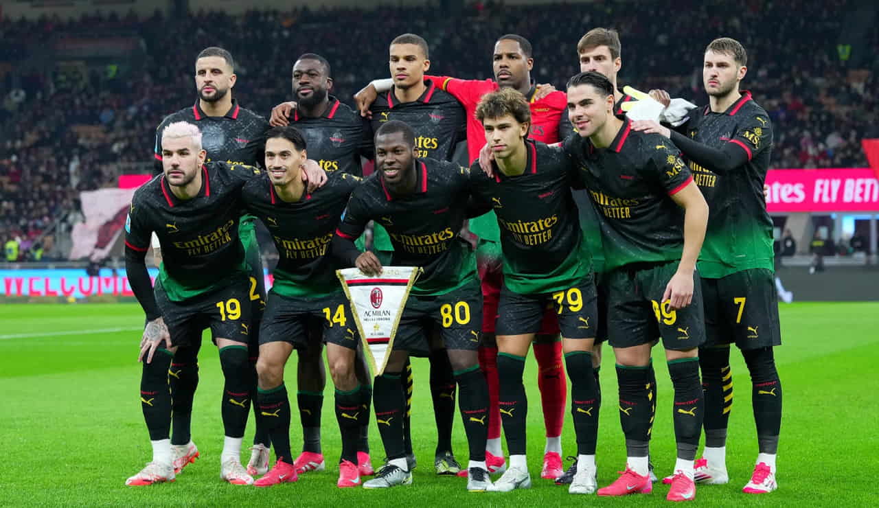 Il Milan in una recente partita - Foto Lapresse - Ternanatime.com