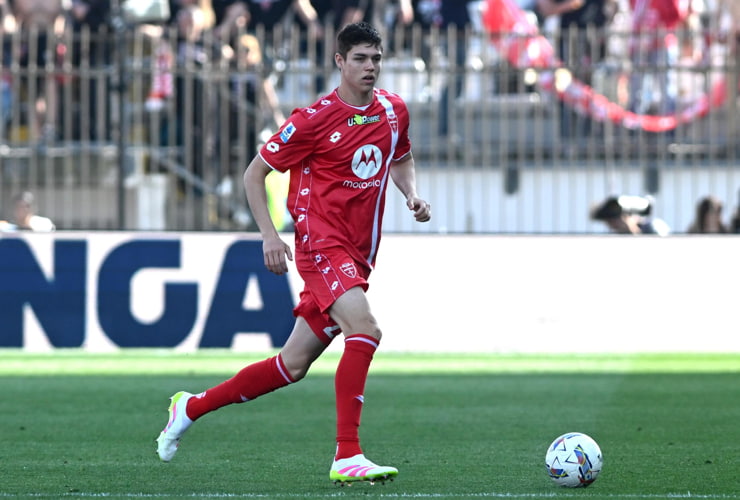 Tomas Palacios in campo con la maglia del Monza - Foto Lapresse - Ternanatime.com