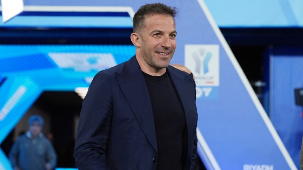 “Comunichiamo che Del Piero è il nuovo allenatore” | UFFICIALE: tifosi juventini in festa dalle prime ore del mattino