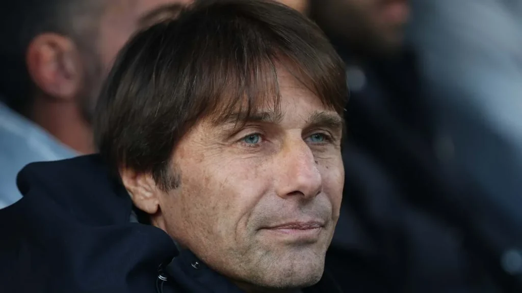 “Mister vengo via con te”: Conte fa lo ‘scippo’ ai napoletani I Doppio sgarbo Juve durissimo