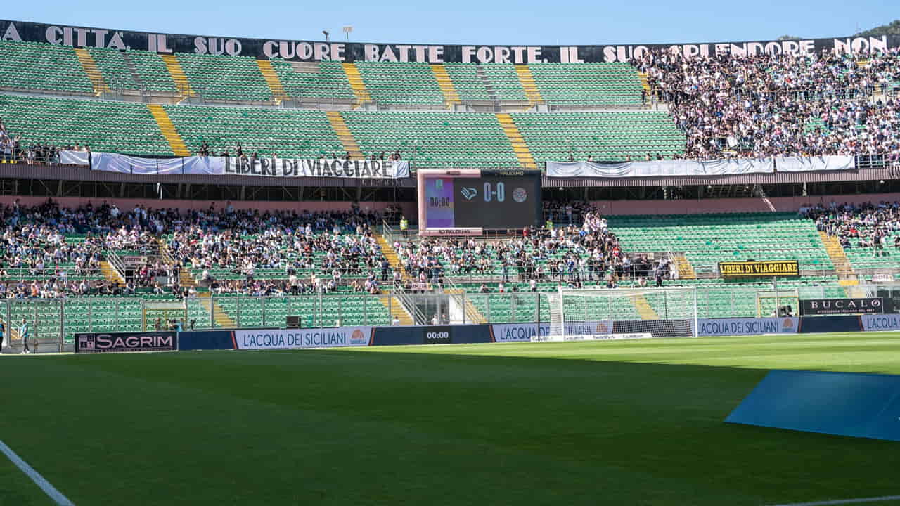 I tifosi del Palermo - Foto Lapresse - Ternanatime.com