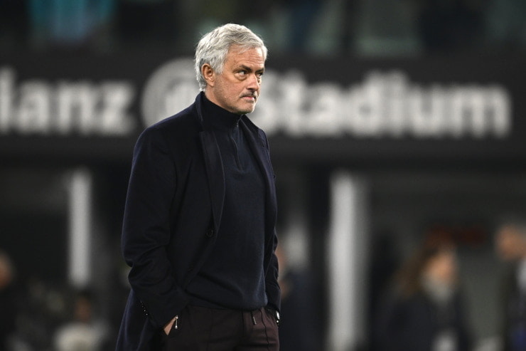 Josè Mourinho all'Olimpico - Foto Lapresse - Ternanatime.com