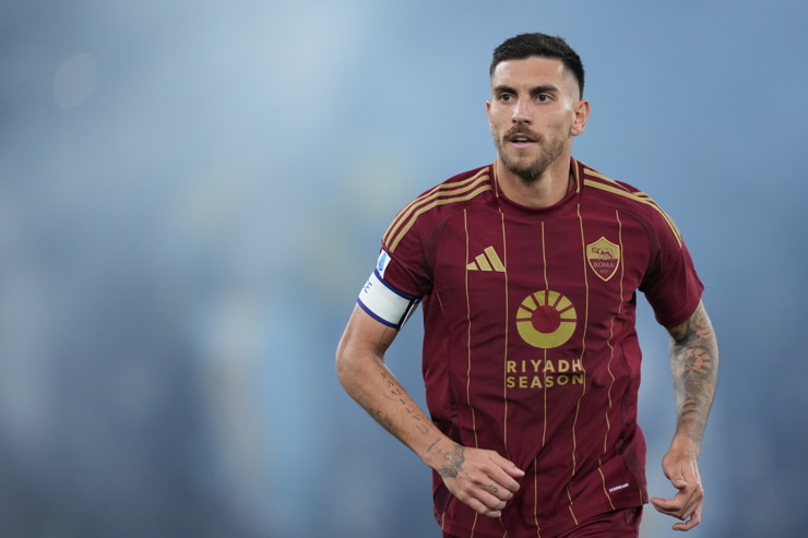 Lorenzo Pellegrini in campo con la maglia della Roma - Foto Lapresse - Ternanatime.com