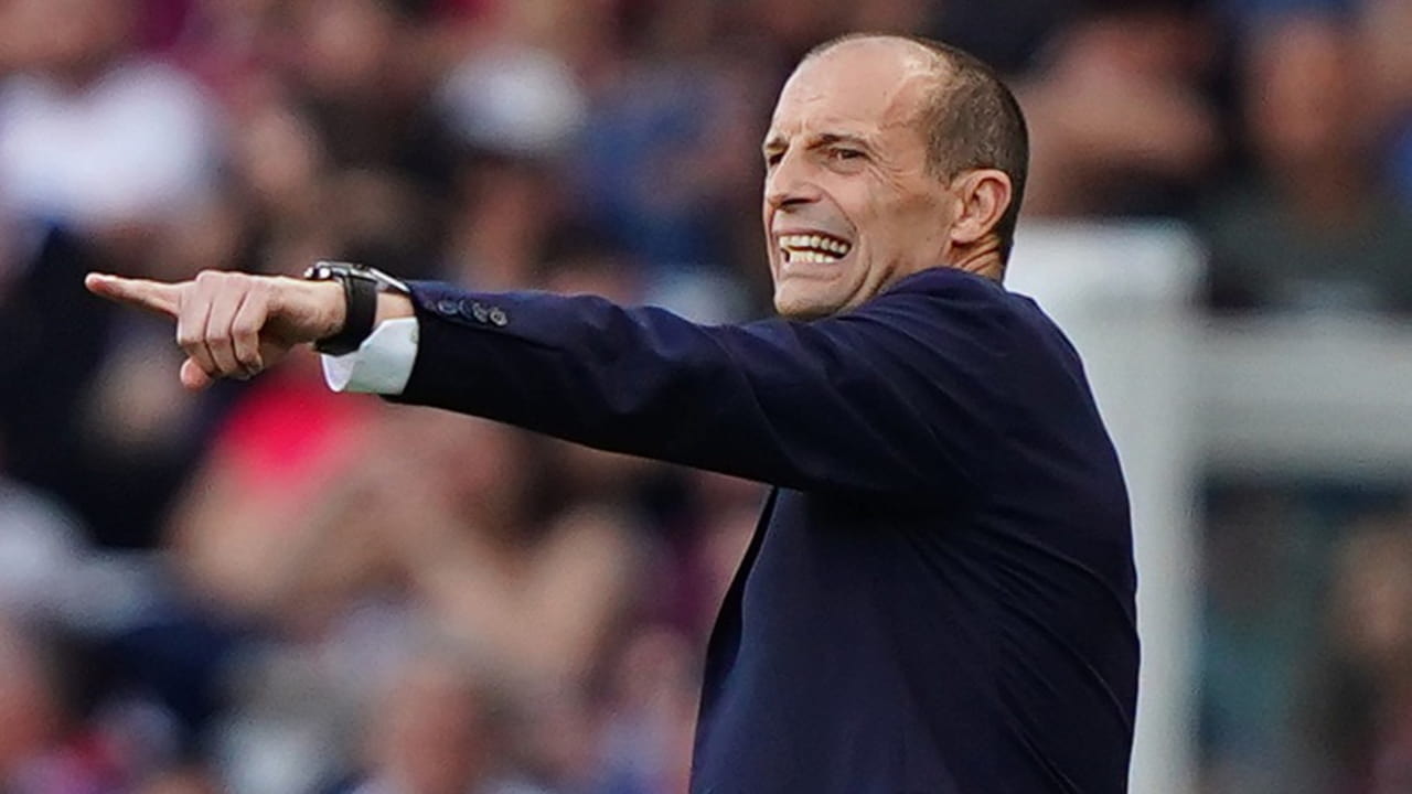Max Allegri dà indicazioni - Foto Lapresse - Ternanatime.com