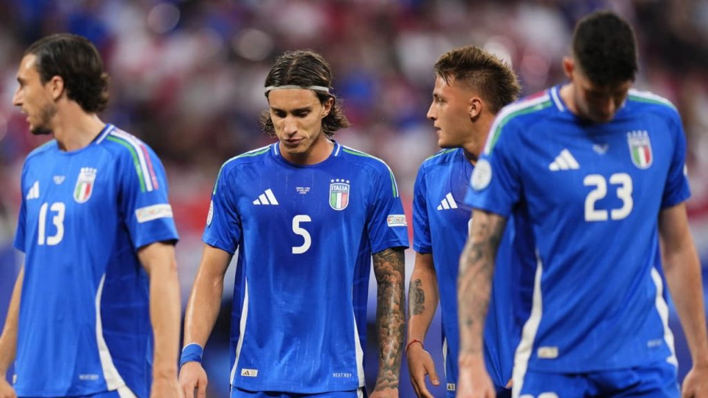 Addio al club dei sogni: “Troppa pressione, troppo coinvolto”: il nazionale azzurro motiva la separazione choc: “Non ho più ansia”