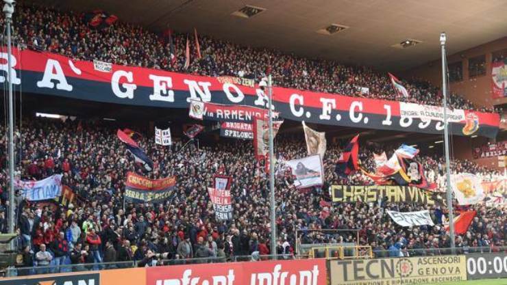 Tifosi del Genoa si fanno beffe della Samp