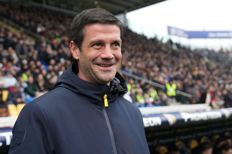 Cristian Chivu in panchina- Foto Lapresse - Ternanatime.com