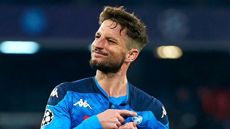 Mertens dà l'addio al calcio giocato