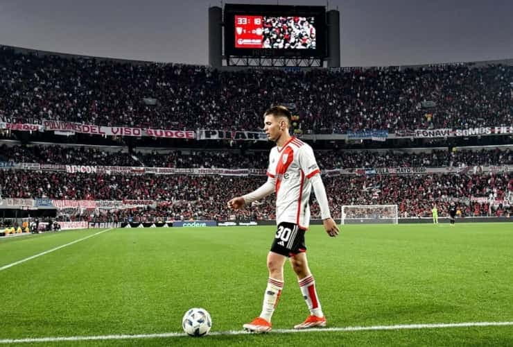 Franco Mastantuono in campo con la maglia del River Plate - Foto dal profilo Instagram del giocatore - Ternanatime.com