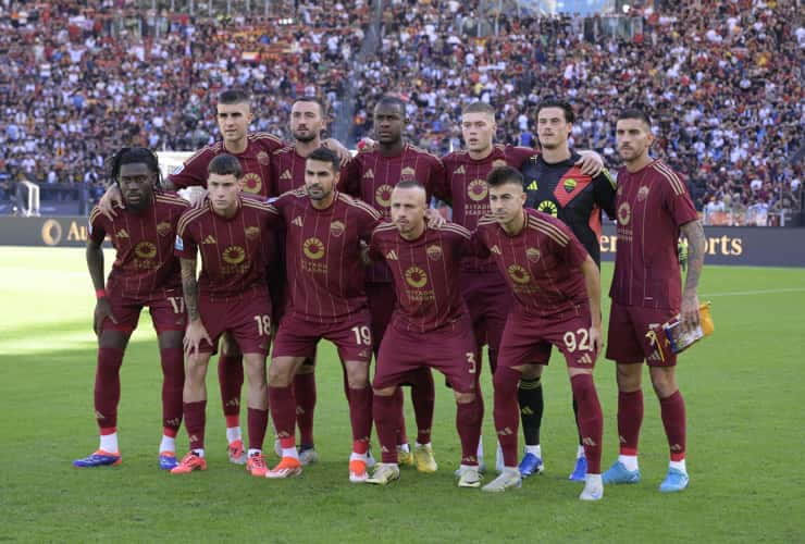 La Roma in una recente partita - Foto Lapresse - Ternanatime.com