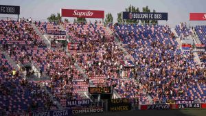 La curva del Bologna - Foto Lapresse - Ternanatime.com
