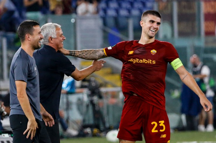 Mourinho e Mancini ai tempi della Roma