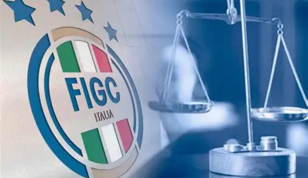 ULTIM’ORA – “PENALIZZAZIONE IN CLASSIFICA”: i rossoneri colpiti duramente, sconteranno la pena a inizio campionato