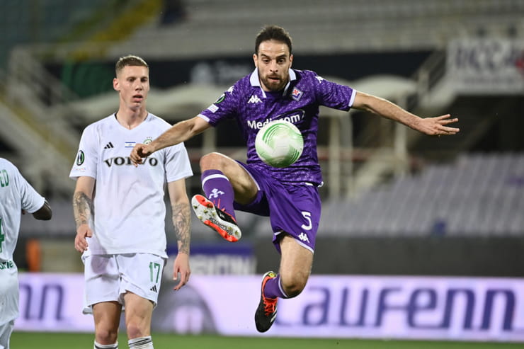 Giacomo Bonaventura in campo con la maglia della Fiorentina - Foto Lapresse - Ternanatime.com