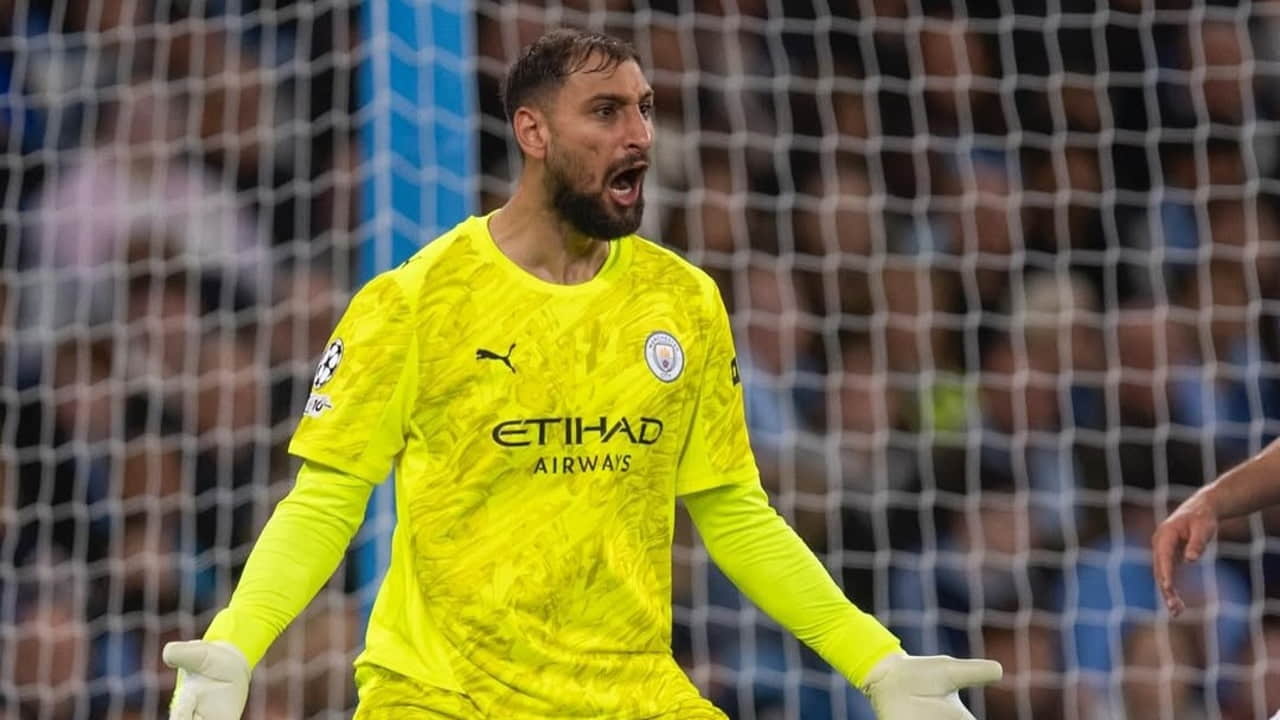 Gianluigi Donnarumma con la maglia del Manchester City - Foto Instagram - Ternanatime.com