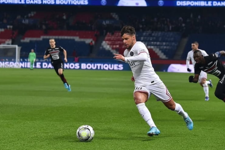 Juan Bernat con la maglia del Psg - Foto dal suo profilo Instagram - Ternanatime.com