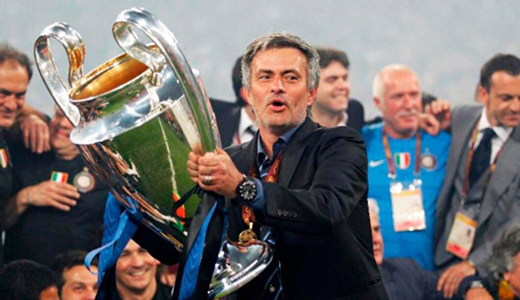 BOOOOM – MOURINHO IN NERAZZURRO: pazzesco, lo Special One torna in Serie A I Firma a un passo, per puntare alla Champions League