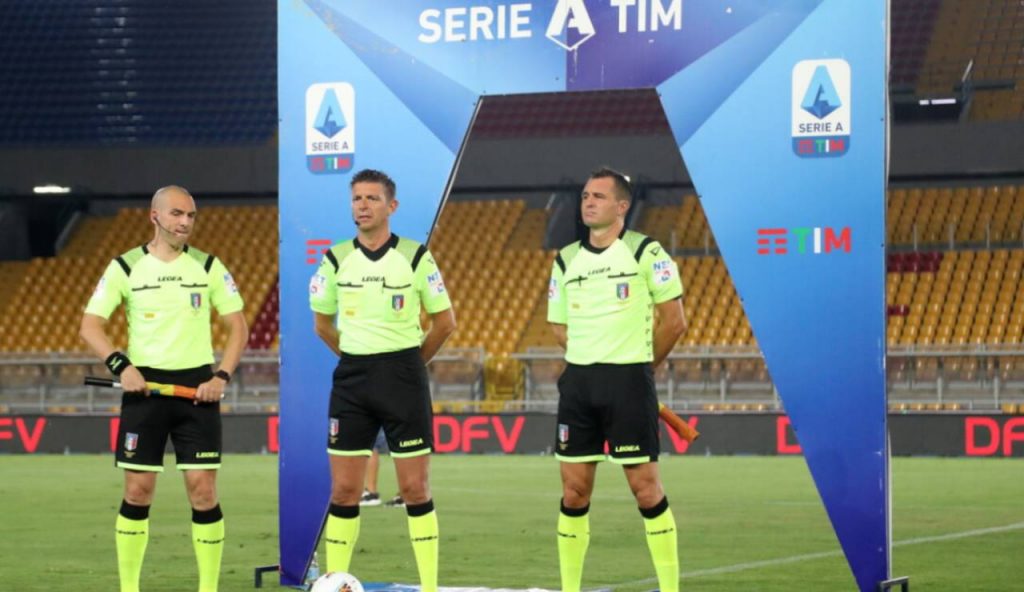 “In Italia si piange troppo: ci dobbiamo evolvere”: boom, parole inequivocabili del tecnico in conferenza stampa I Ecco con chi ce l’aveva