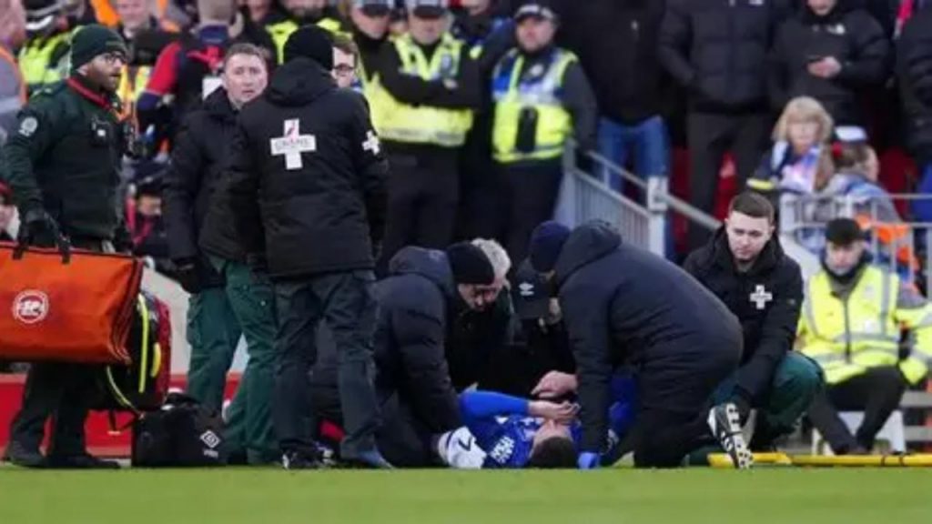 “Presto, d’urgenza in ospedale”: allarme in Serie A, ricovero immediato I I calciatori sotto choc, i tifosi tremano