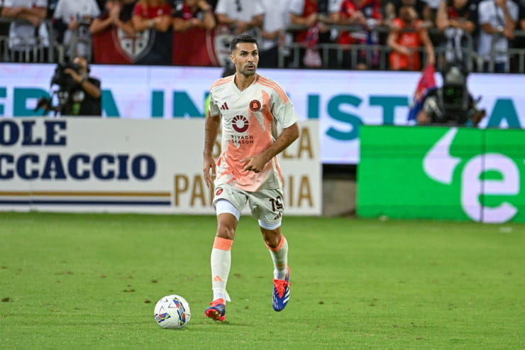 Celik in campo con la maglia della Roma - Foto Lapresse - Ternanatime.com